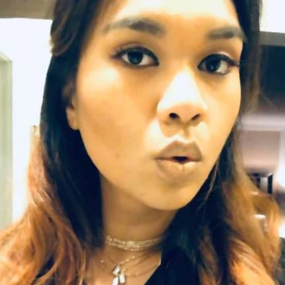 Meet your Posher, Liza